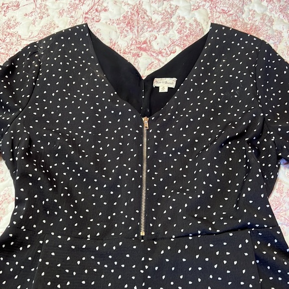 EUC Poem and thread romper blue and cream size M - Picture 2 of 10